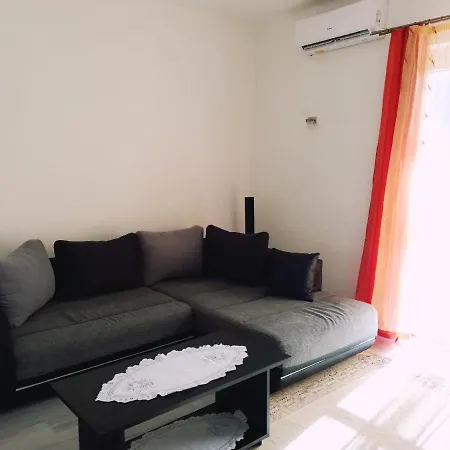 Apartment Happy